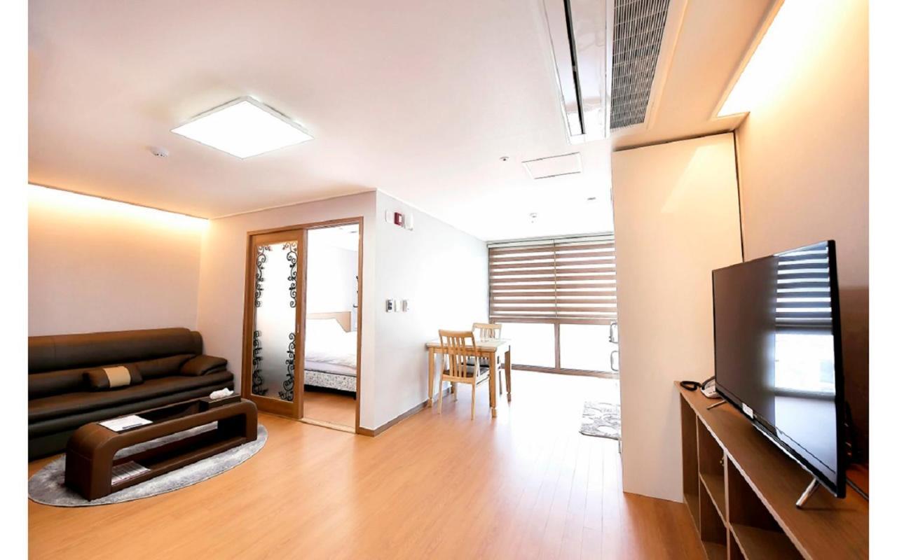 Residence Hotel K Okpo Geoje Exterior foto